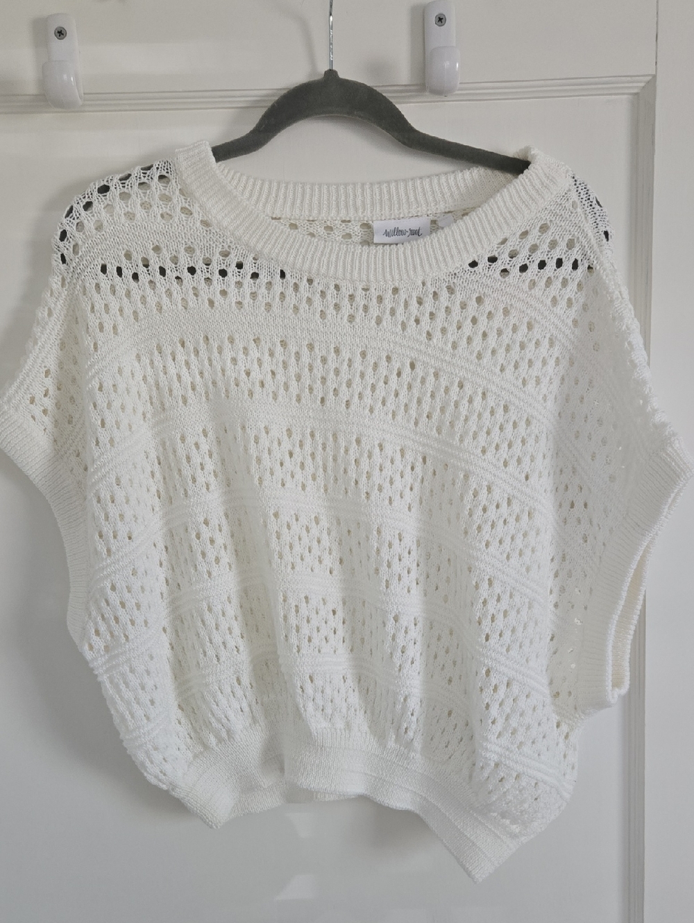Wilfred Open-Knit White Pullover Top